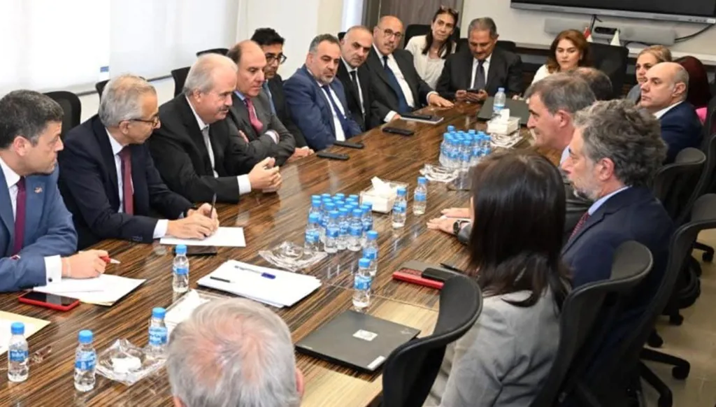 مهمة صندوق النقد تنتهي بإشادة وتحفظات... تحفظ على زيادة الرواتب ودفع نحو رفع الـ"TVA"