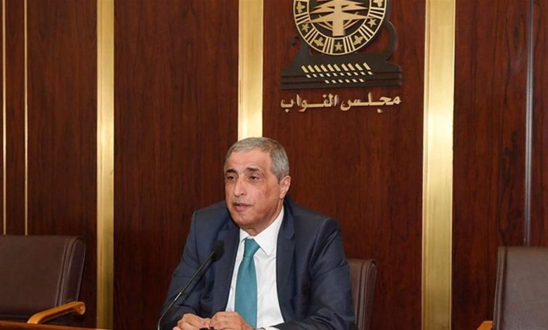 عضو كتلة التنمية والتحرير النائب قاسم هاشم (حسام شبارو)