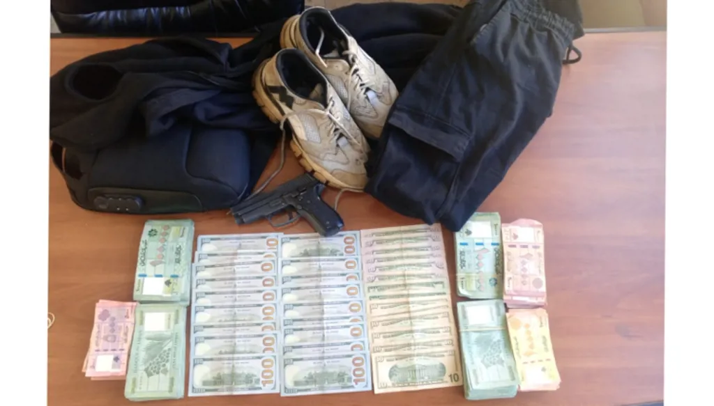 لبنان... توقيف منفّذ عملية سلب أحد المطاعم بقوّة السلاح في منطقة زوق مصبح