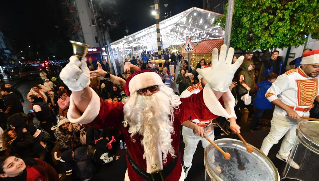 أجواء الميلاد تملأ لبنان بالفرح والبهجة: الساحات تمتلئ بالأضواء والزينة... والمردود أهم من الكلفة