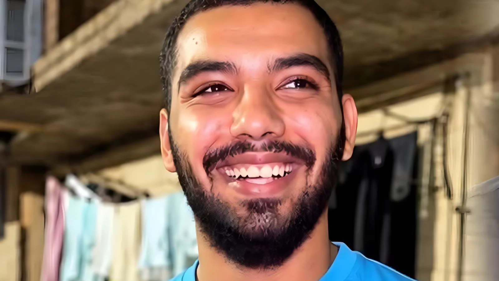 الشاب المصري أحمد رجب