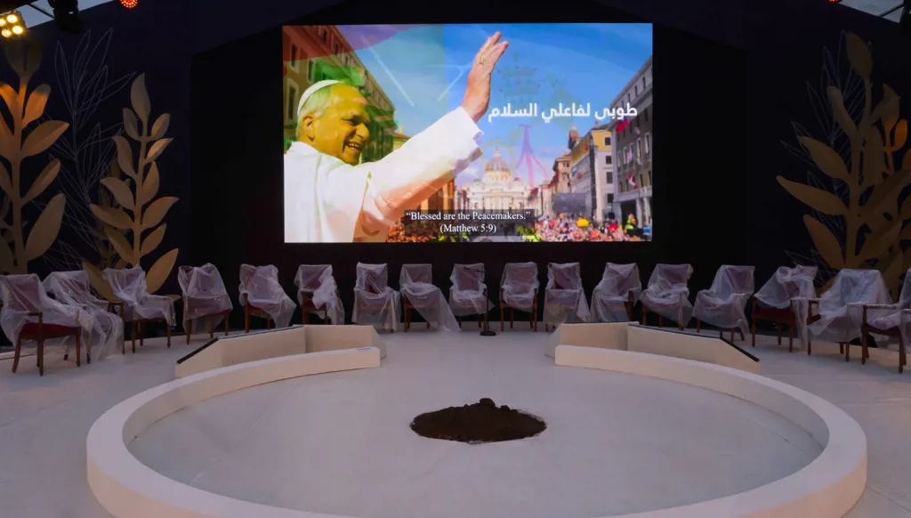 البابا لاوون قبيل وصوله إلى بيروت: "وحدة من أجل السلام وحماية الخليقة"