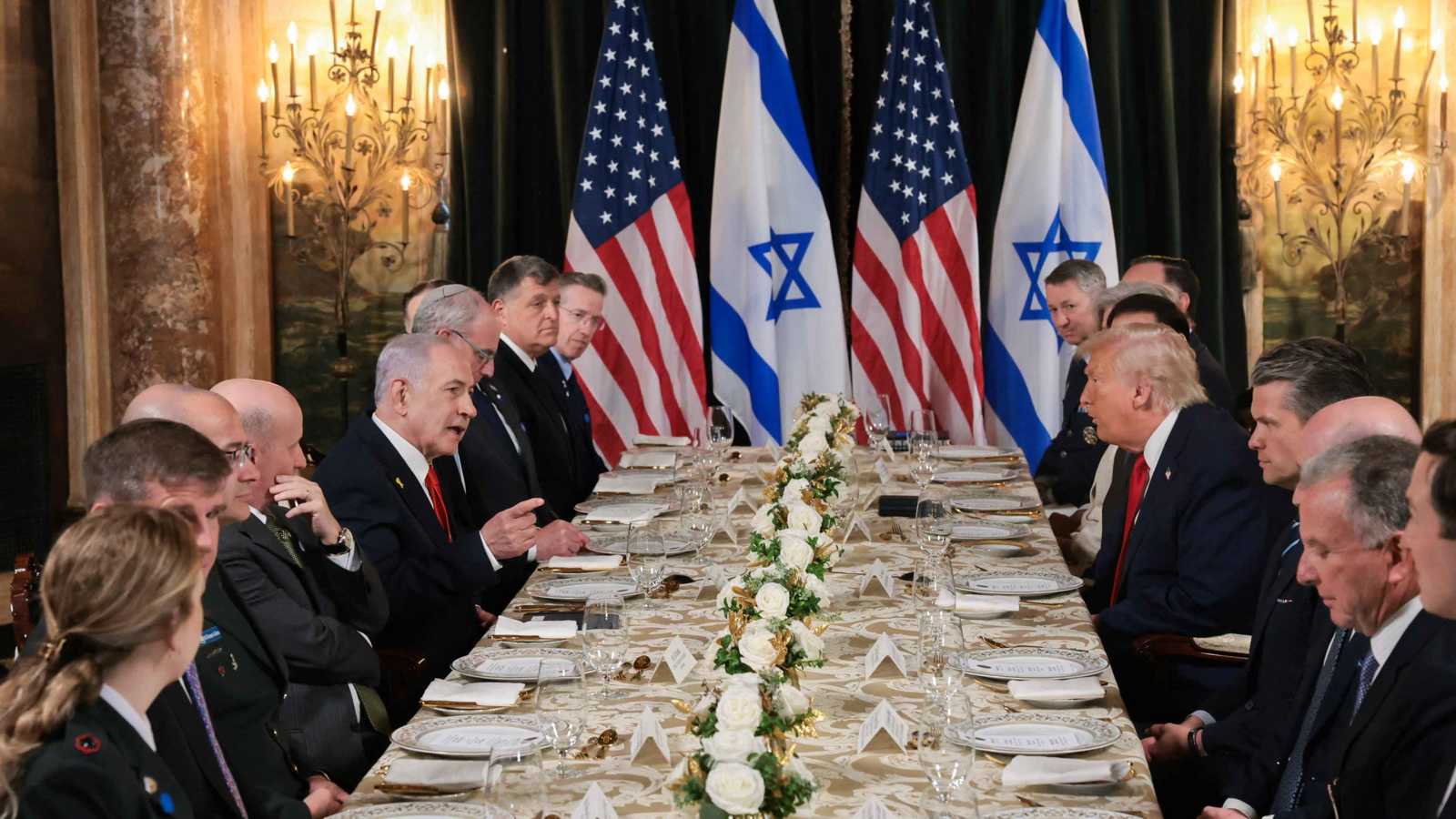 جانب من الاجتماع (أرشيفية)