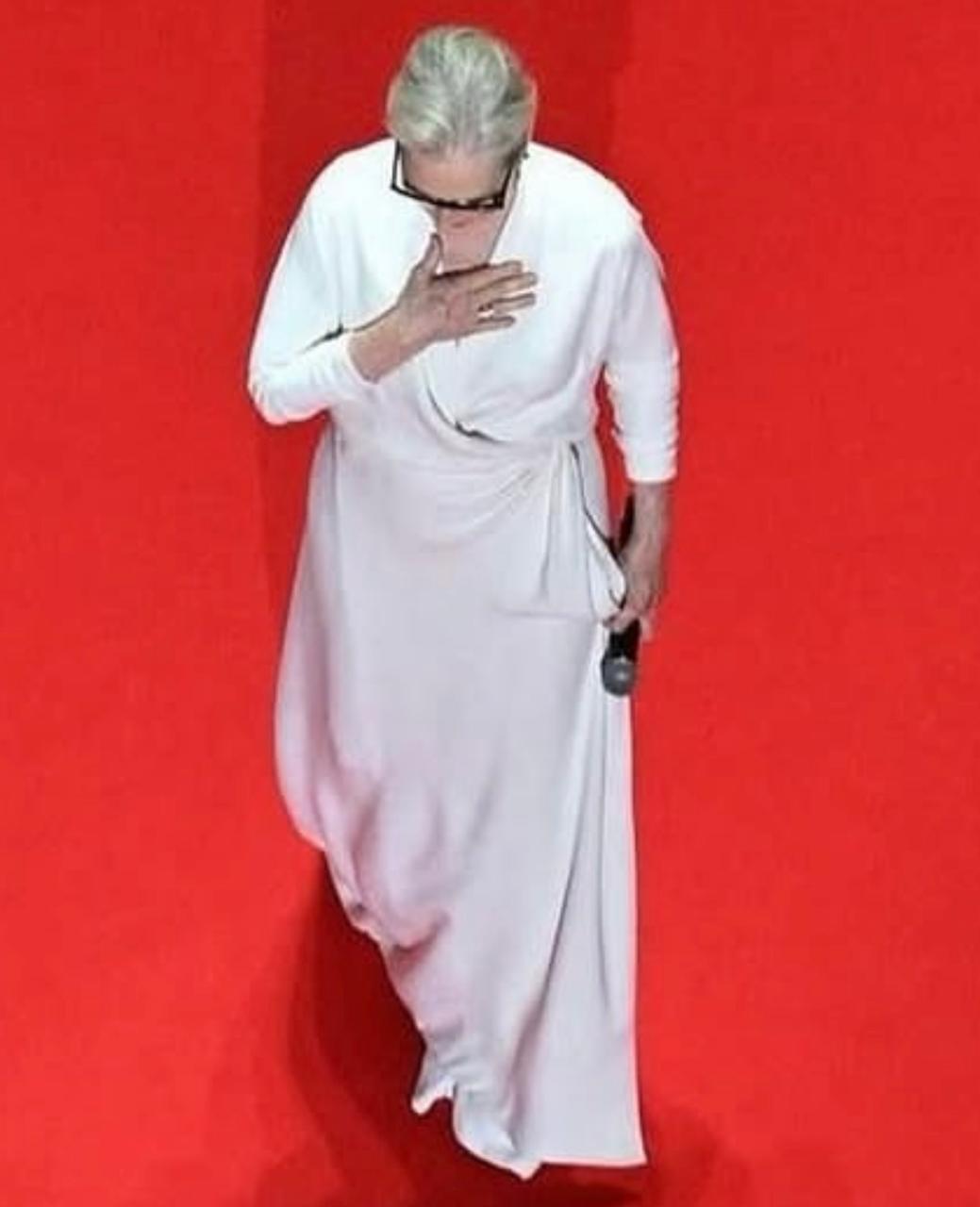 ميريل ستريب بتصميم ديور (إنستغرام)