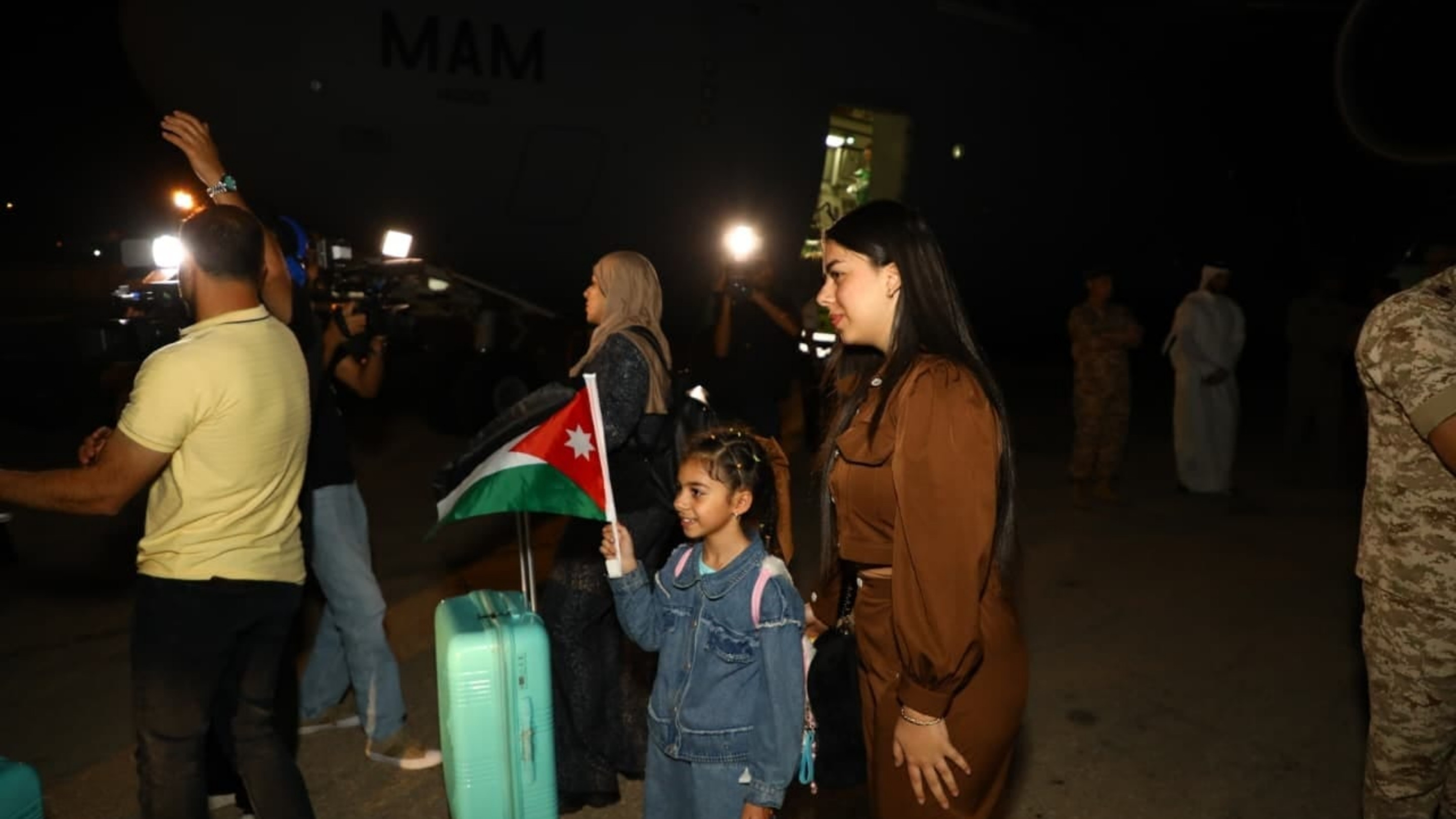 عملية الإجلاء (وكالة الأنباء الأردنية)
