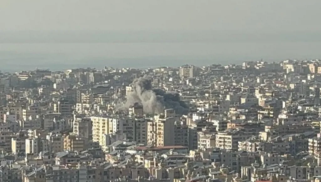 غارات اسرائيلية عنيفة تستهدف الضاحية الجنوبية لبيروت (صور)