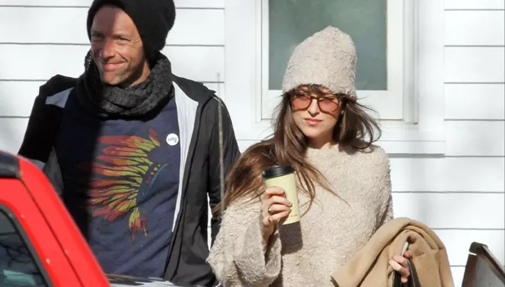 انفصال داكوتا جونسون وكريس مارتن بعد 8 سنوات من العلاقة