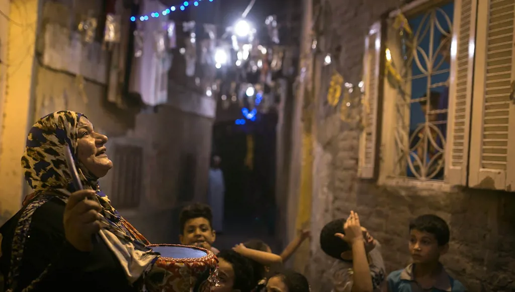 Cairo’s mesaharati: A woman’s drum awakens the city for Ramadan