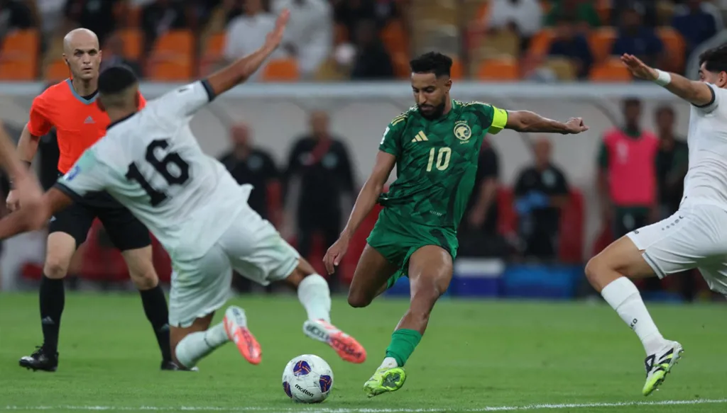 سالم الدوسري يفوز بجائزة أفضل لاعب في آسيا (فيديو)