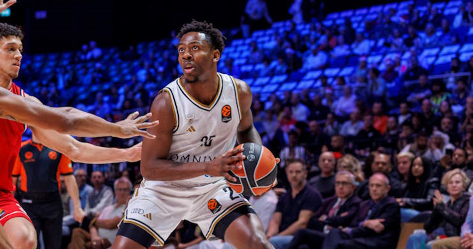 اللاعب ماكينلي رايت. (وكالات)