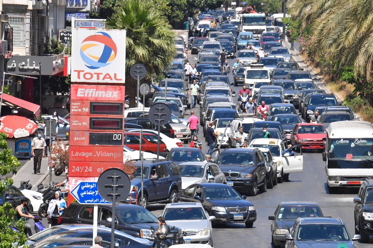أزمة محروقات في لبنان (مواقع).
