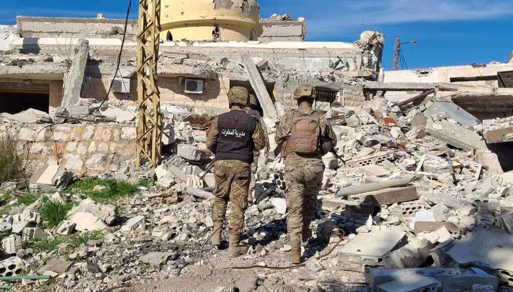 الجيش اللبناني يدخل إلى يارون الحدودية جنوبي لبنان... والأهالي يتحدون التحذير الاسرائيلي: "منطقة مغلقة ممنوع الدخول"
