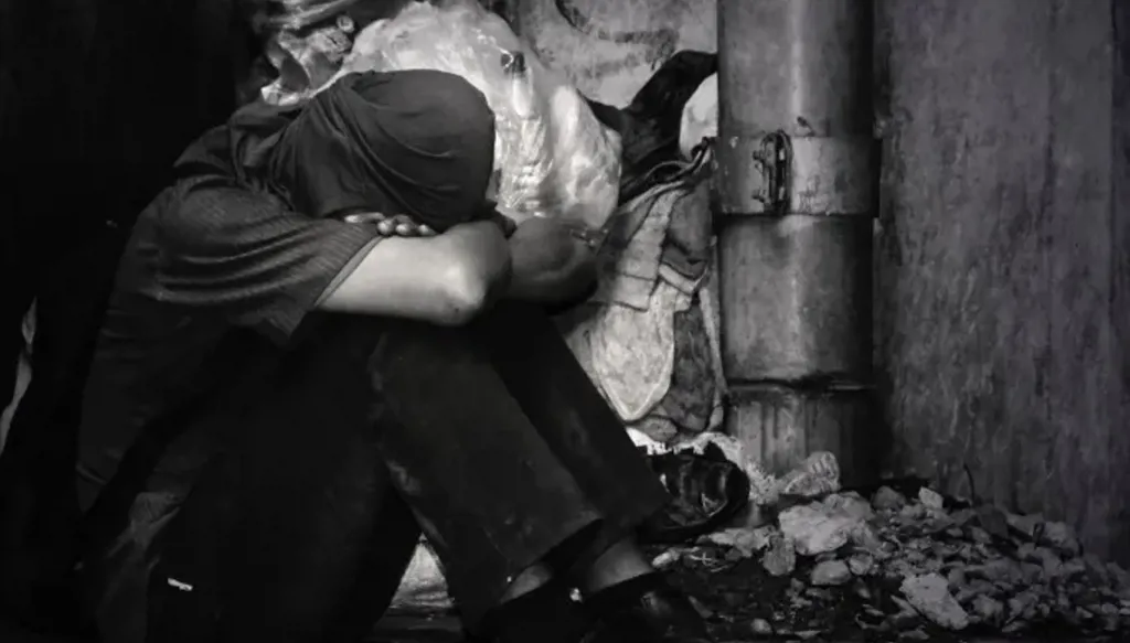 دوامة جلّادين و عبيد