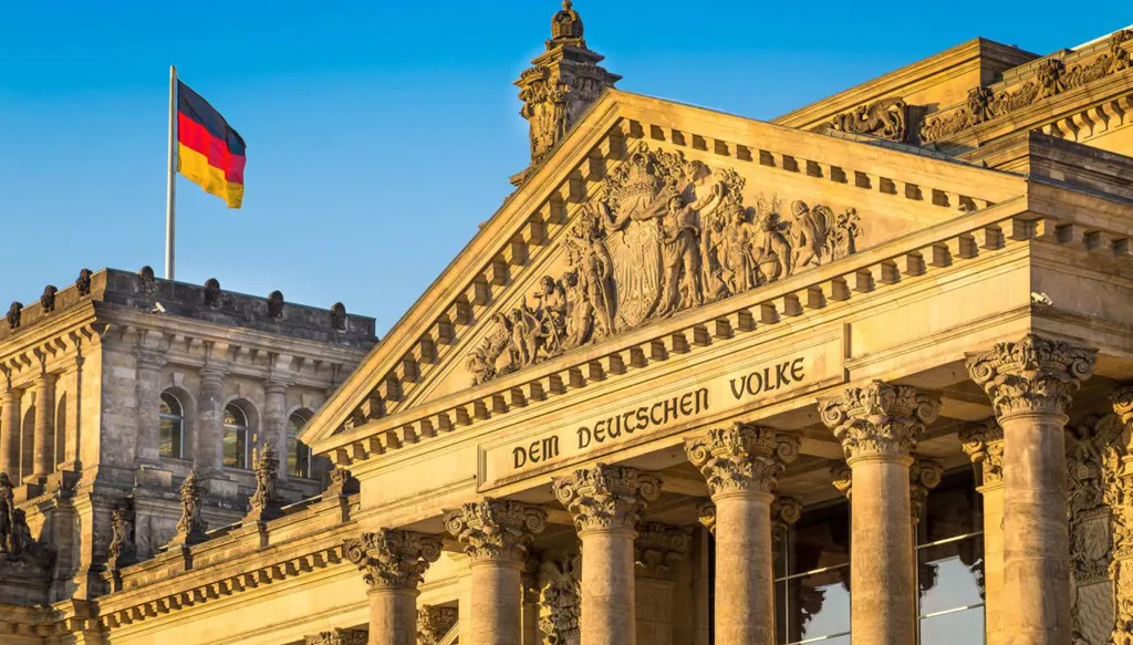 "احتجاجاً على هجمات سيبرانية"... ألمانيا تستدعي سفير روسيا!