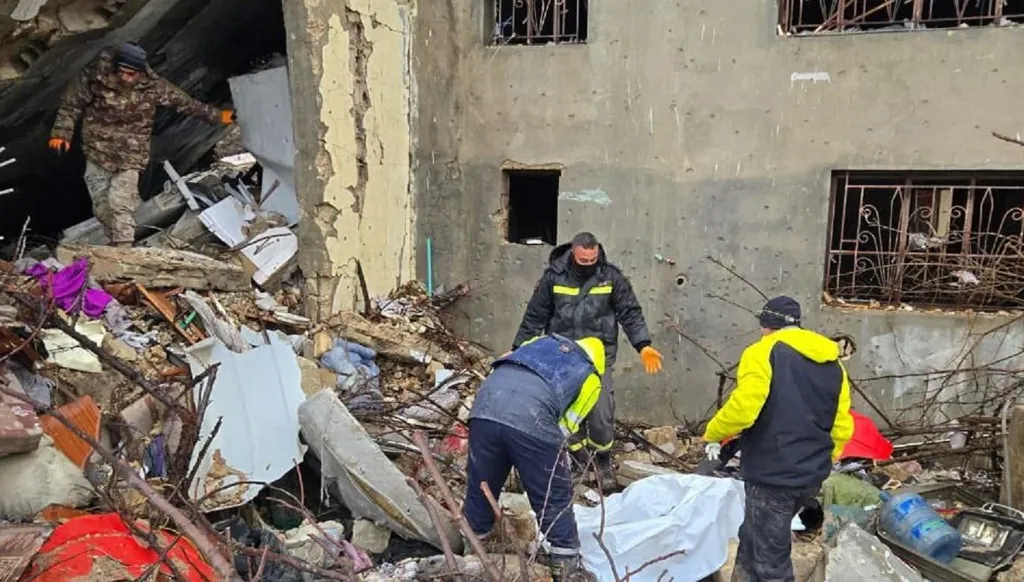 الدفاع المدني اللبناني: انتشال أشلاء شهيدين في محيط راشيا الفخار