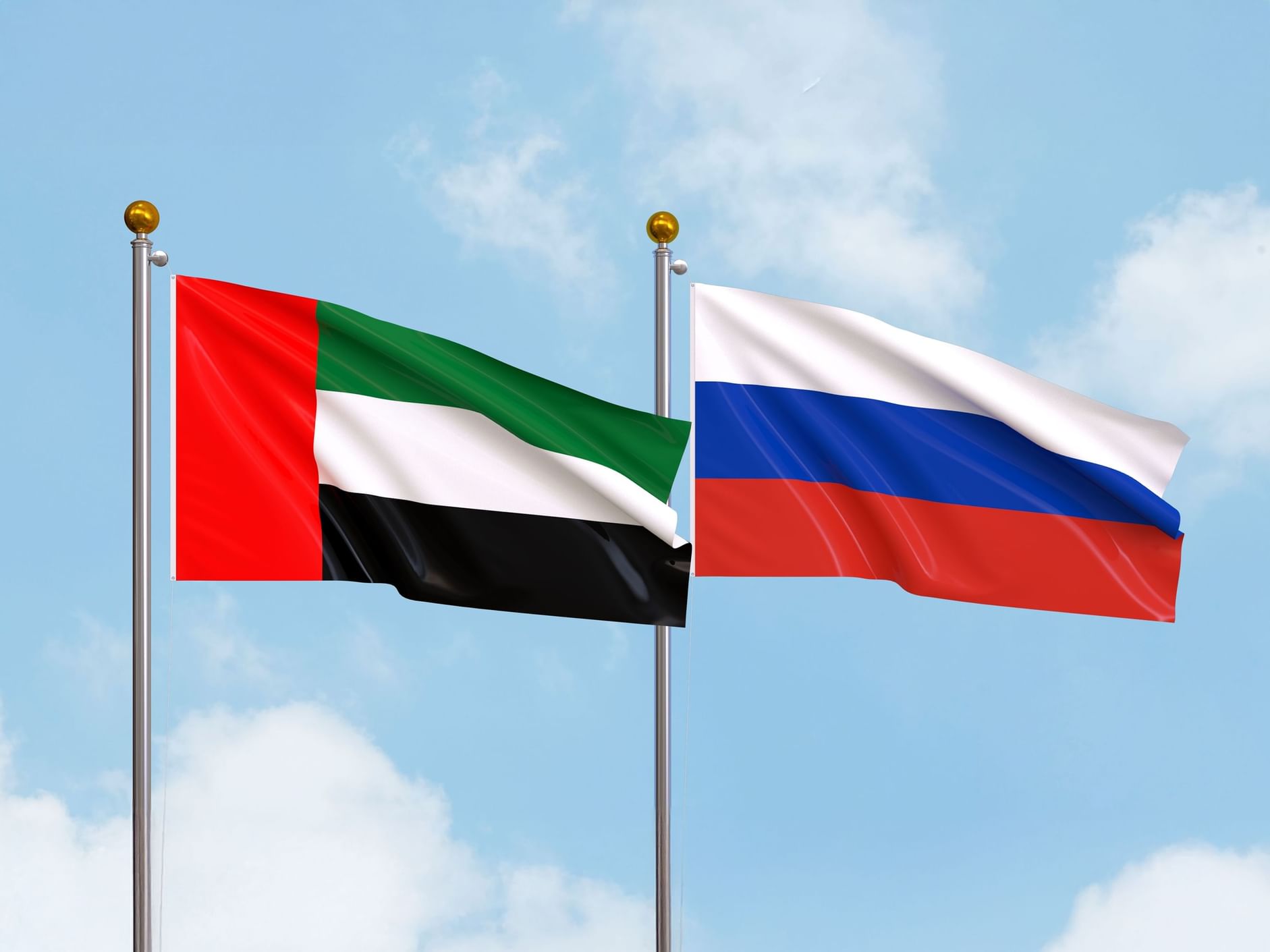 علما روسيا والإمارات (أرشيفية)