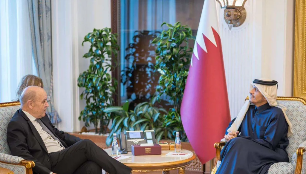 وزير الخارجية القطري استقبل لودريان: استقرار لبنان ركيزة أساسية لاستقرار المنطقة