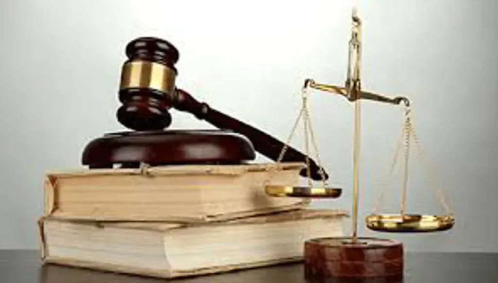 الأعذار المُحِلّة… حين تغادر القانون