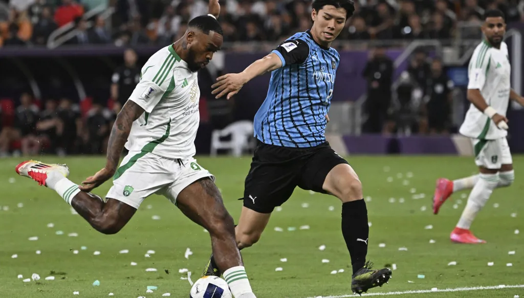 إيفان توني يتحدّى الشكوك