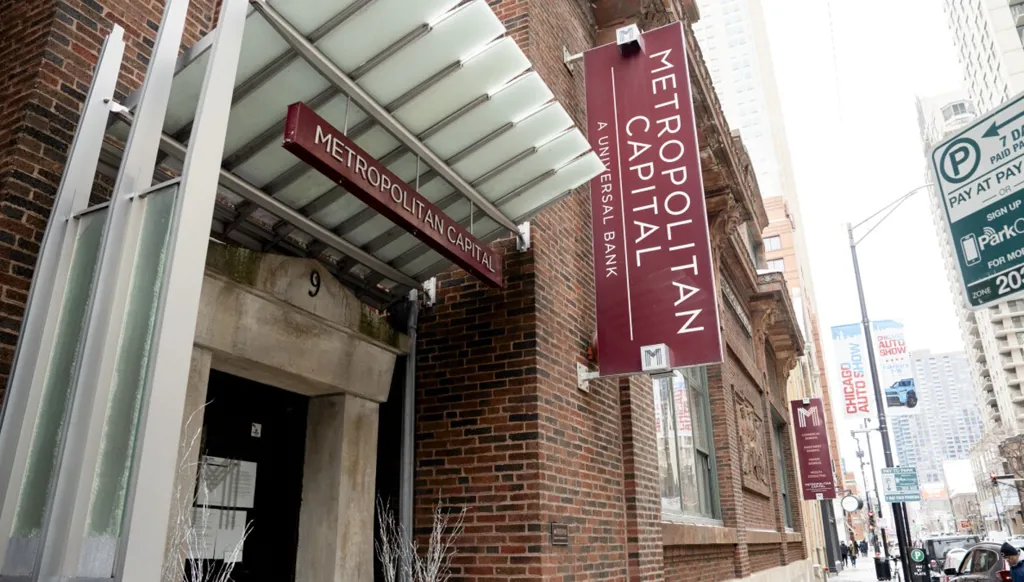 أول إفلاس مصرفي في أميركا 2026: إغلاق بنك Metropolitan Capital Bank & Trust