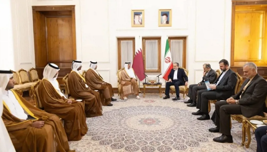 وزير الخارجية القطري يلتقي عراقجي وقاليباف... وتشديد على ضرورة استئناف المسار الديبلوماسي