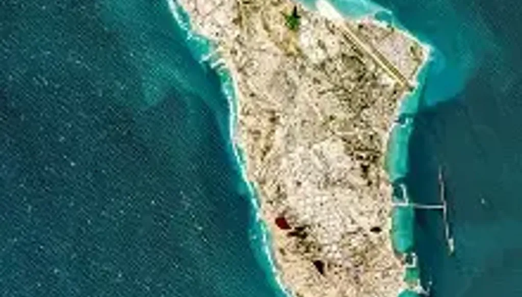 Les États-Unis envisagent des opérations terrestres et aériennes sur l'île de Kharg dans un contexte de tensions avec l'Iran