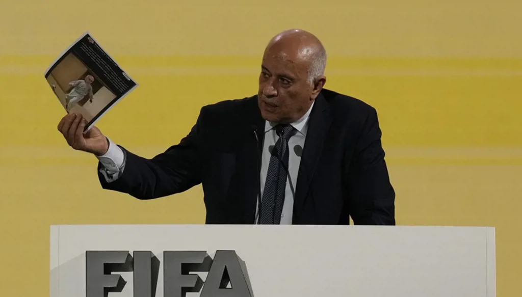 بعد إيران والحكم الصومالي عمر عرتن... أزمة التأشيرات تضرب الاتحاد الفلسطيني بشخص رئيسه