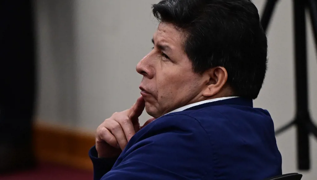 البيرو... محكمة تقضي بسجن "رئيس الفقراء" بتهمة التمرّد