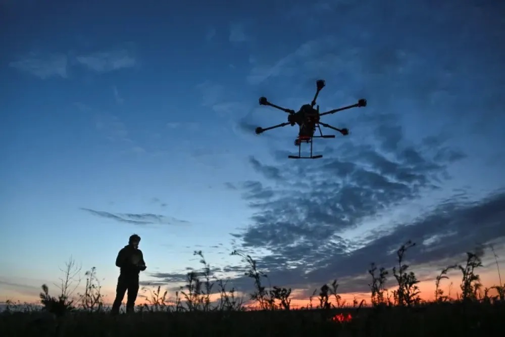 طائرة مسيرة (مواقع)