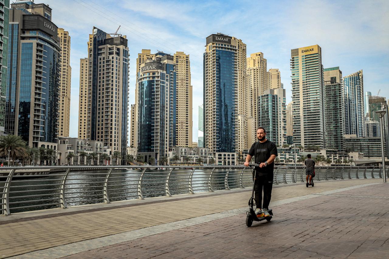 مشهد عام لمشاريع إعمار (أ ف ب)