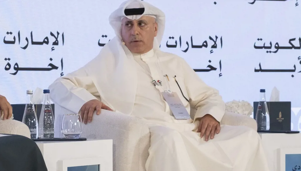 المنتدى الاقتصادي الإماراتي الكويتي.. سفيرا الإمارات والكويت: علاقاتنا تاريخية ونحن قلب واحد وفي قارب واحد