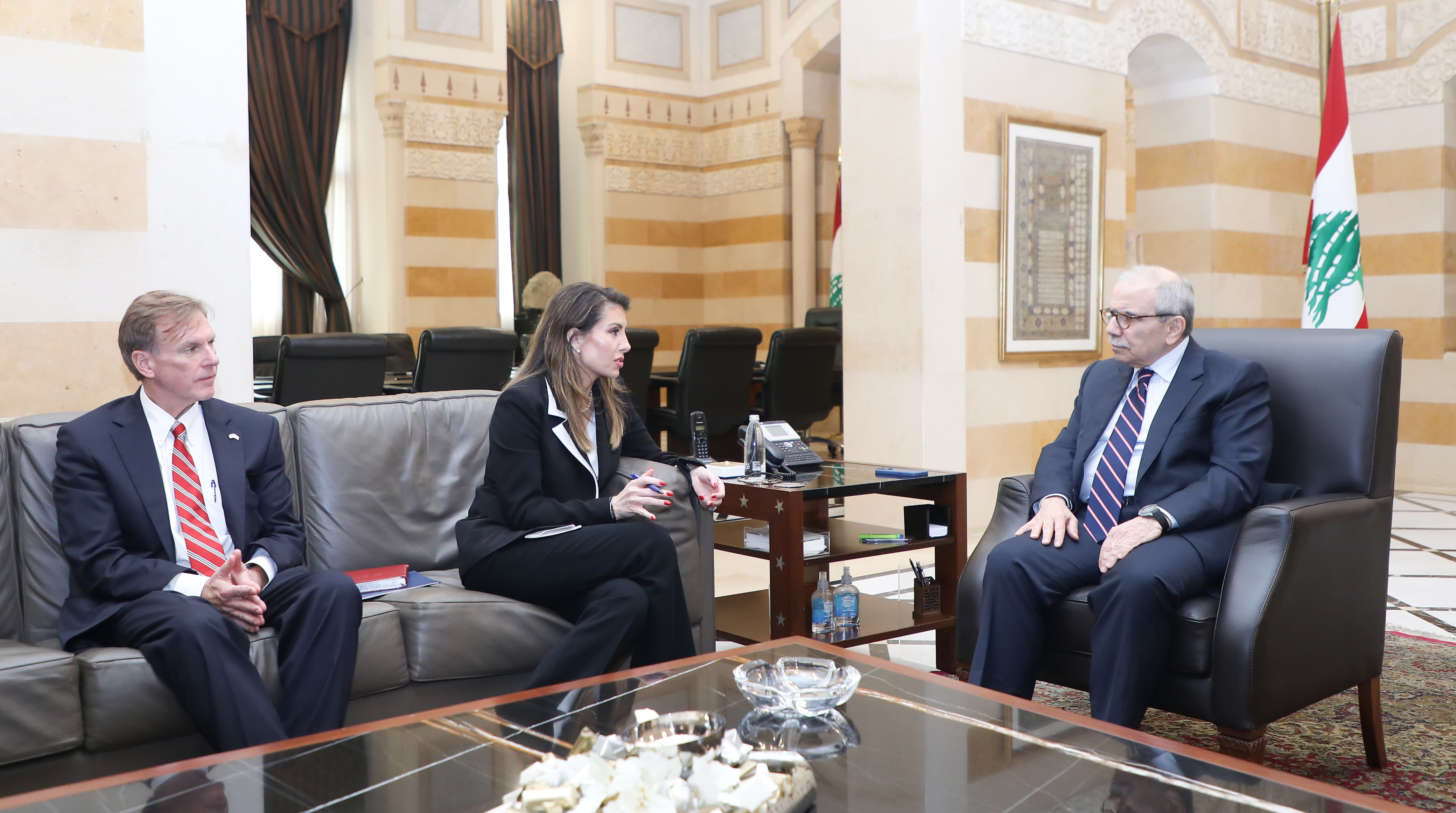 سلام وأورتاغوس (مجلس الوزراء).