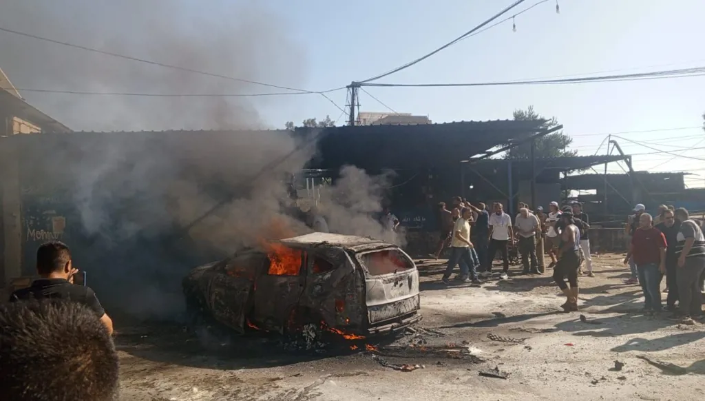 إسرائيل تعلن مقتل مهران مصطفى بعجور في العيرونية شمالي لبنان... الصحة: 3 شهداء و13 جريحاً (فيديو وصور)