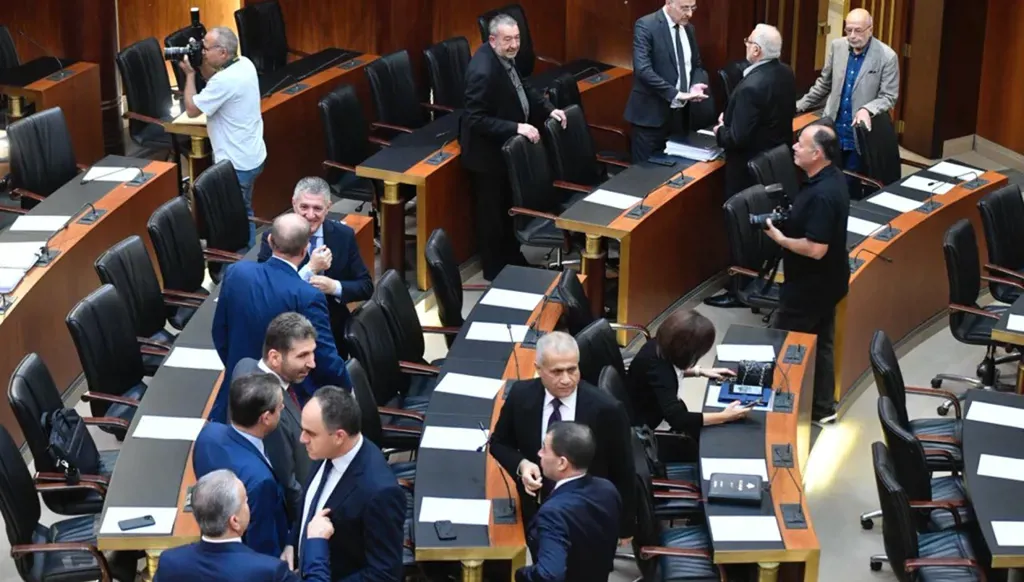 … ننزلق نحو الانهيارين!