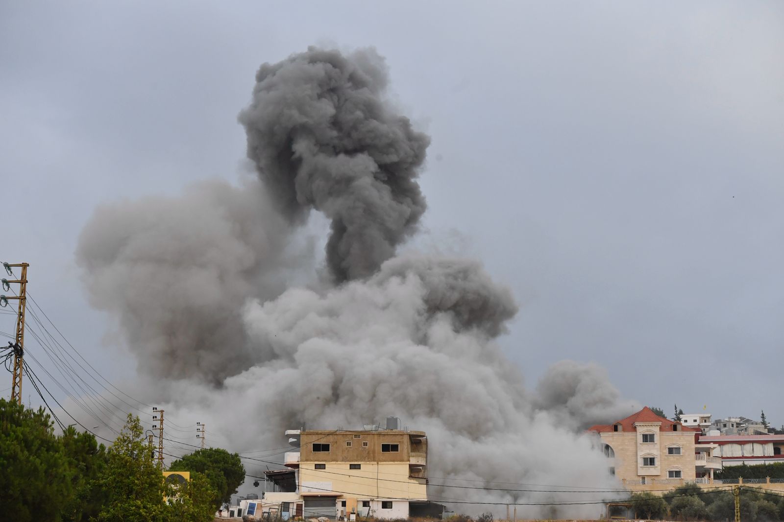 غارات على الجنوب (النهار)