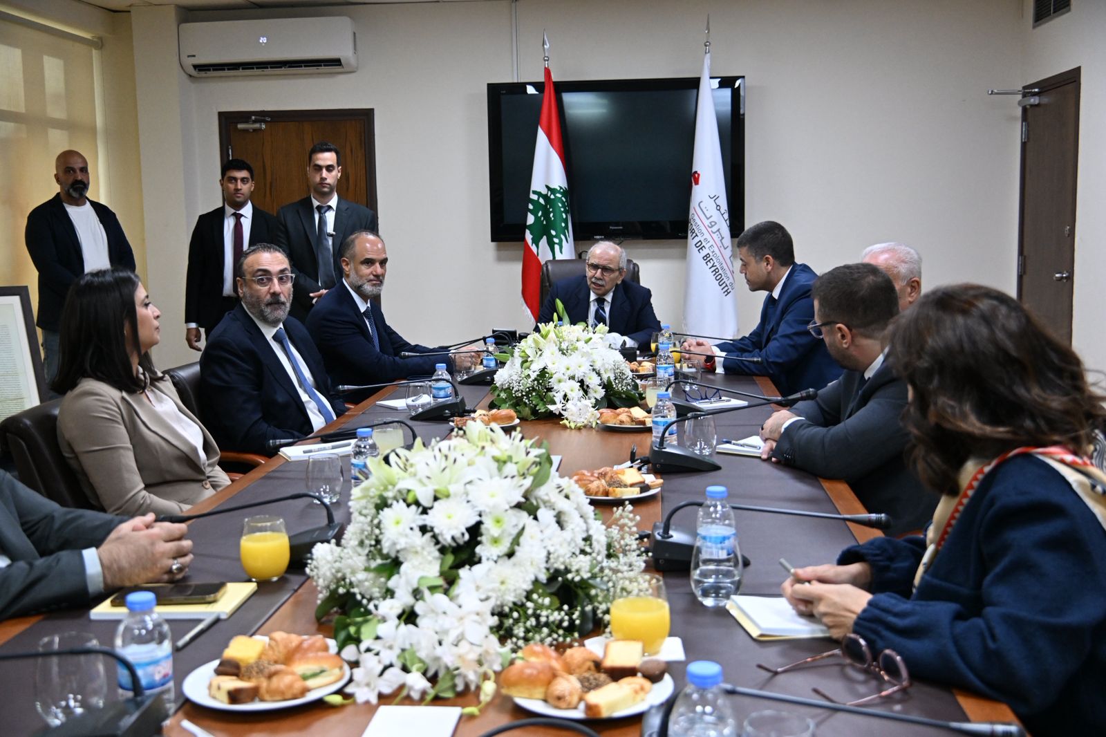 e6e9d2afcb0741c18586e8458bc8c015_111456.