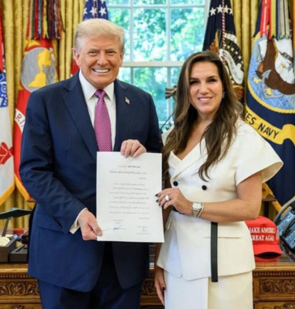 ندى معوّض والرئيس الأميركي دونالد ترامب (إكس).