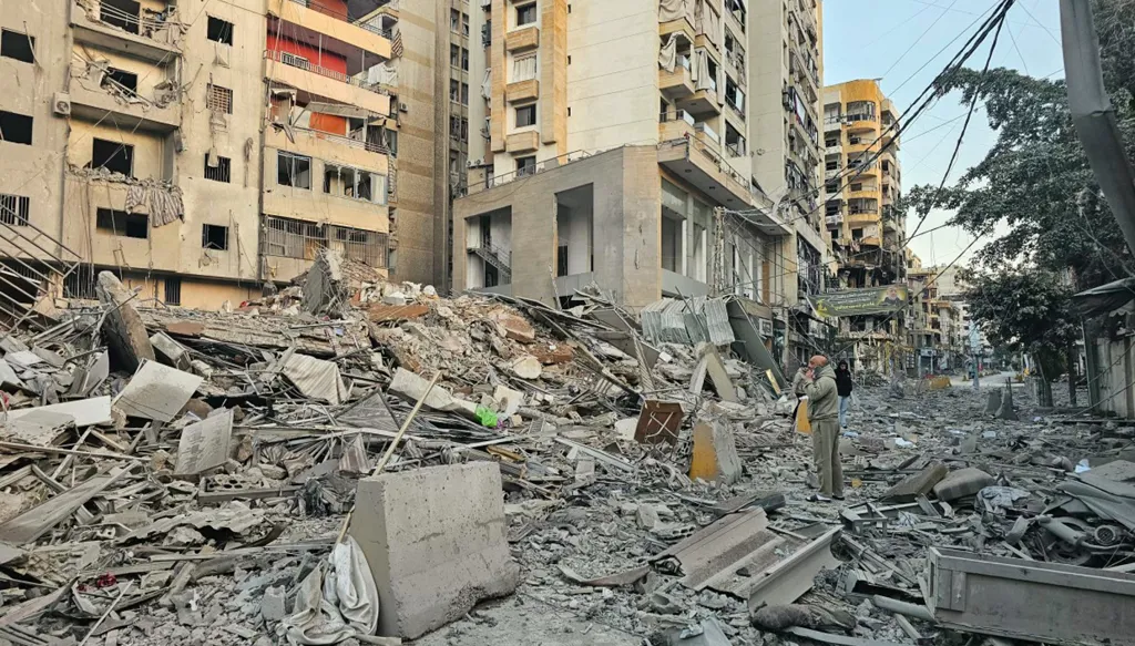 الحرب على لبنان... 1072 ضحية و2966 جريحاً