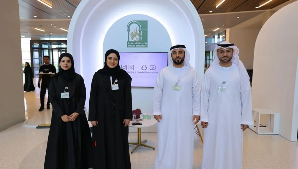 فعاليات "الإمارات تبتكر 2025"... إطلاق روبوت "هادف" ومنصة "غرس سلطان"