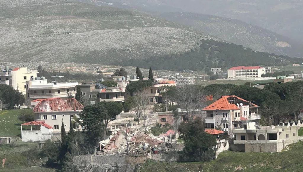 غارات إسرائيلية عنيفة على لبنان تحصد مزيداً من الضحايا... وإنذار لإخلاء الجنوب نحو شمال نهر الزهراني