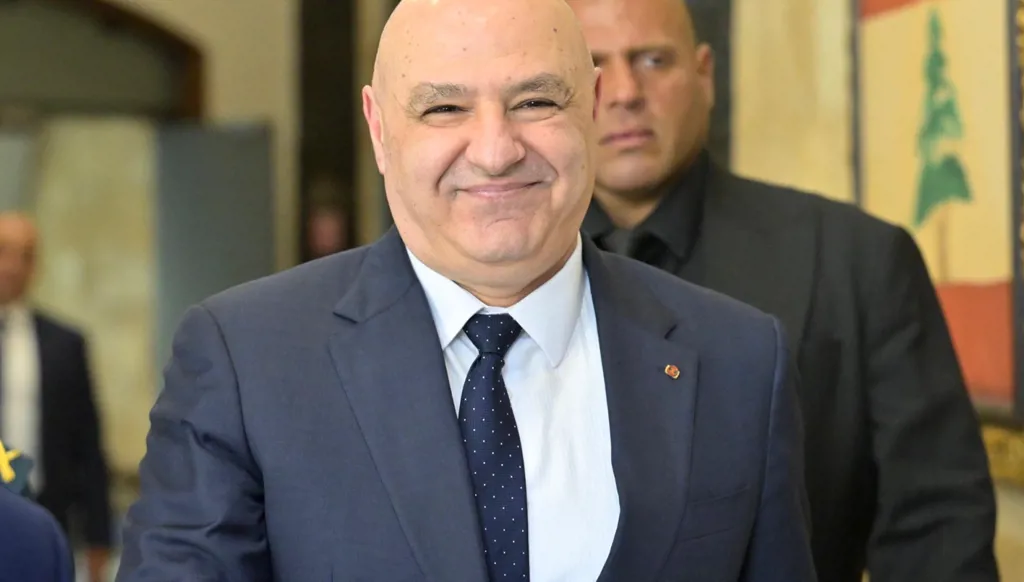 "نواب التغيير" مدعوون إلى الالتفاف حول رئيس الجمهورية