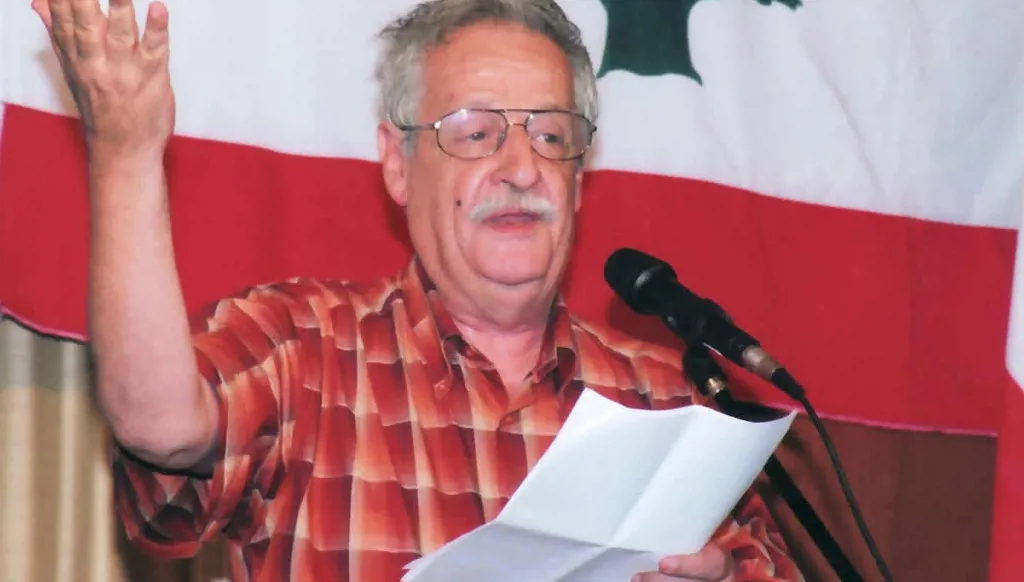 طارق آل ناصر الدين: رحيل أمير القصيدة والموقف