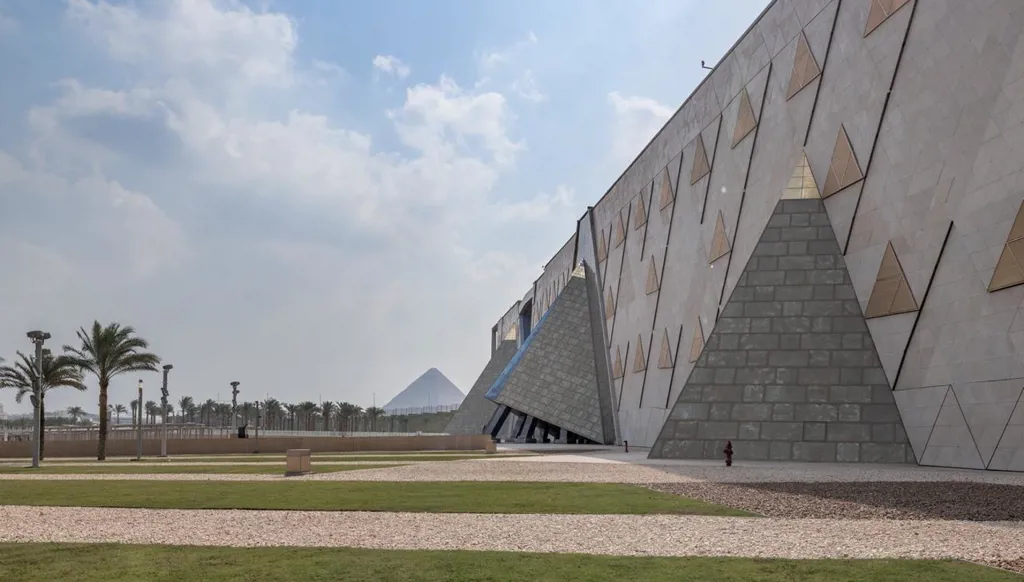 مصر تؤجّل افتتاح المتحف المصري الكبير