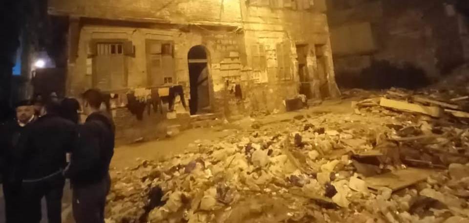 المبنى المنهار في الاسكندرية 
