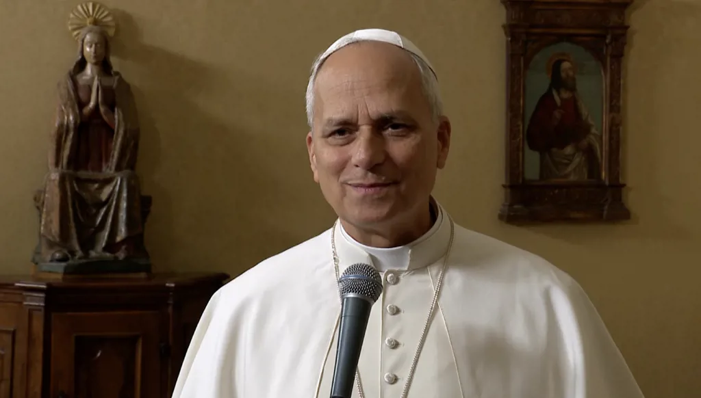 من هوليوود إلى الفاتيكان... البابا يلتقي نجوم السينما العالمية