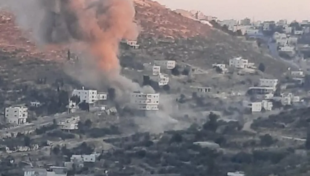 صاروخ من اليمن على إسرائيل... وانفجار في القدس (فيديو)