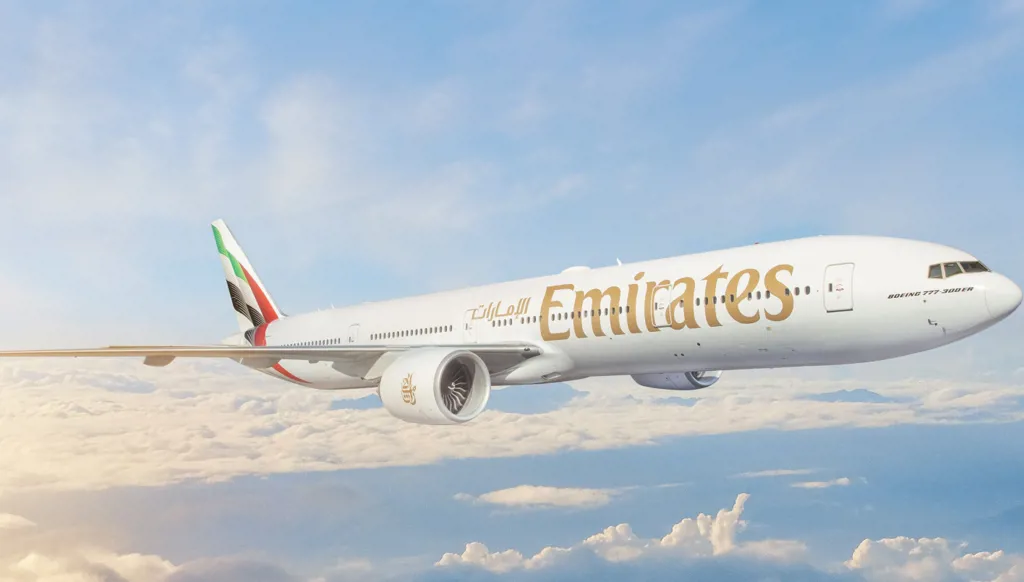 تعاون بين طيران الإمارات و"أوبن إيه آي" لتعزيز تبنّي الذكاء الاصطناعي