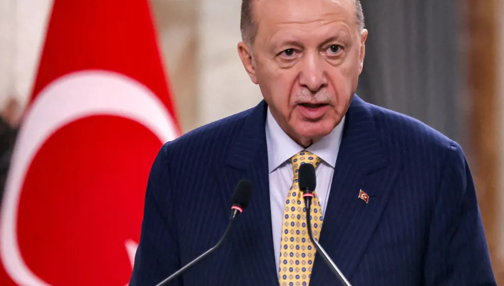 إردوغان عن محادثات طائرات "يوروفايتر": تسير بشكل جيّد