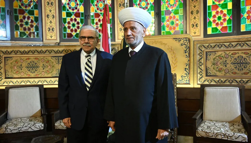 نواف سلام من دار الفتوى: أعمل بكل قوّة للإسراع في تأليف الحكومة
