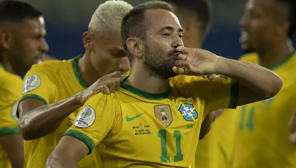 حزن كبير في البرازيل بإعلان إصابة نجم المنتخب بالسرطان